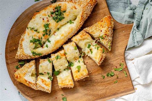 Turkish cheese pide (cheese-stuffed flatbread/pizza)