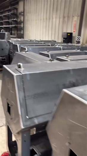 We don’t mass-produce. We build pellet smokers by hand—right here in Texas. 🇺🇸 First builds of the year are lined up and in motion, and we’re proud to kick off another year doing what we do best: building pits that last a lifetime. Thank you for supporting American craftsmanship. #LoneStarGrillz #PelletSmoker #MadeInTexas #MadeInUSA #BBQLife #Handmade #TexasBBQ #AmericanMade #BBQPit | Lone Star Grillz