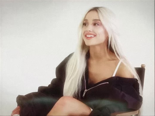 Ariana Grande's Heartwarming Smile