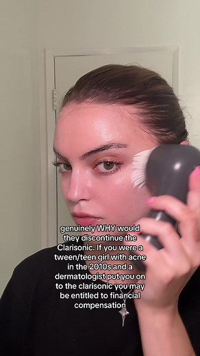 Clarisonic: The Ultimate Beauty Tool for Acne Control and Skincare Routine