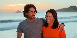 Tulsi Gabbard gets married in Kahaluu