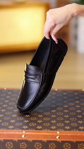 New style shoes, soft sole and soft surface, fashionable and versatile!