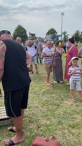 44K views · 802 reactions | UN ÉTONNANT MOTEUR AUXILIAIRE DE 1930 UTILISÉ DANS LES FERMES ! Et qui démarre au quart de tour sous le regard de ses propriétaires Bernard Aucaigne et son neveu Frédéric à Dompierre-les-Ormes (Saône-et-Loire-Bourgogne du Sud-France). Vidéo : Philippe Deparis #moteurauxiliaire #ferme #commeautrefois | La Place du Village | Facebook