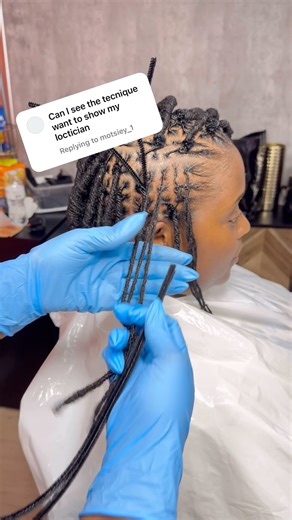 Kebrina ᥫ᭡ Licensed Cosmetologist on Instagram: "Loc Pipe Cleaner Tutorial (Highly Requested) 🚨 There are many ways that you can add pipe cleaners to your locs, but this method is my go to for my flawless pipe cleaners curls. • • 1. MAKE SURE YOUR LOCS ARE DAMP. Not soaking wet, but with some moisture. (*Settling lotion is Optional*) 2. PREP THE PIPE CLEANERS. Use at least 2 pipe cleaners per loc for security (depending on the length of locs) OR Fold 1 pipe cleaner in half and twist the ends to