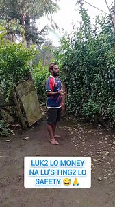 2K reactions · 75 comments | Luk2 lo road yah #PNG50Years #comedy #funny #PNG #worldwide | Enga Ray | Facebook