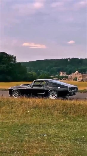 These are the 3 best-looking muscle cars ever made-and they all came from the golden era the 1960s. At number 3, the 1969 Chevy Camaro SS-wide stance, #fblifestyle. | Hamza Classic Car