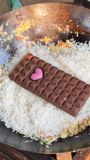 Anand Trichy on Instagram: "🍫 Dairy Milk 🥚 Egg Rice 😋🥵😂 #short #facebookreelsviral #facebookreelsvideo #bookreel #facebookviral shortvideo shorts shortsfeed asmr foodshortstamil tre Parotta Villagefoodtrends shorts viral trending Minicooking experiment trending viral Shortsfeed tamil tiktok comedy cookingchannel cooking cookingvideo cookingathome trend"