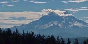 See what Mount Rainier did to spur a social media frenzy over volcano activity