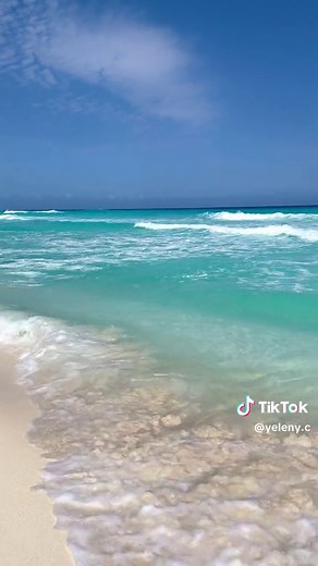 Spring break in Cancun 🌴 #springbreak #cancun #cancunmexico #beach | playa delfines cancun