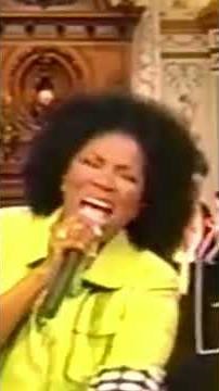 Dr. Juanita Bynum Goes IN — No Drums Praise Break!