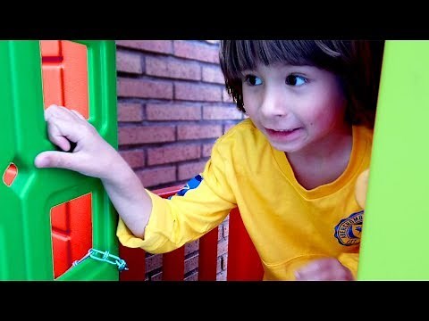 DANI y EVAN pasan la tarde JUGANDO en ToysRus