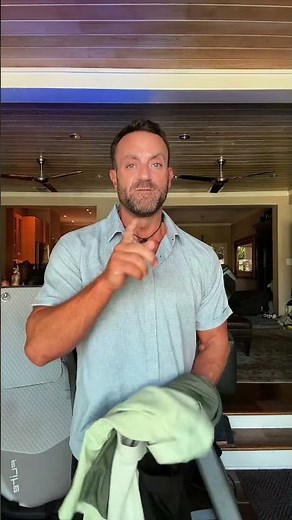 The Alimens Men’s Linen Short Sleeve Shirt gives you that clean button up look without the heavy