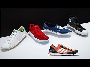 Watch how to sign 'sneaker' in American Sign Language.