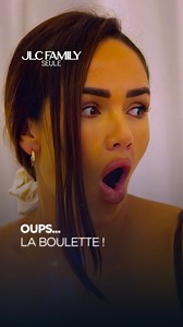 454K views · 3.9K reactions | Jazz signe direct pour cette vie-là ! ✍️  #JLCFamily : seule, du lundi au vendredi à 16H15 sur TFX⁣ ✨ Le prochain épisode est déjà disponible en avant-première sur TF1+ : https://tf1.go.link/h82II | JLC Family | Facebook