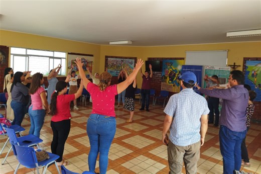 Acogida, protección, empoderamiento y transformación