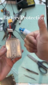 A small tip to help you protect your FPV battery. 磌 ⚡ #meps #mepsfpv #mepsking #beginner #mepskingfpv #fpvstyle #pilotfpv #fpvpilot #fpvaddict #fpvaddiction #fpvfreestyle #drone #drones #dronelife #droneoftheday #dronechallenge #droneracing #fpvquad #guide | MEPS | Facebook