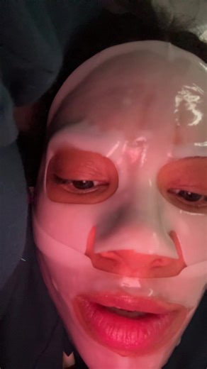 Understanding the Confusion Around Halter Tops