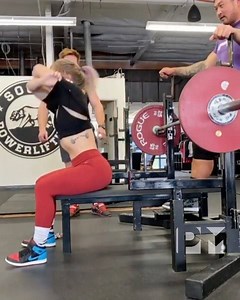 @kimmyjohnson22 Benching 160lb for 13 reps Her Lifting | Powerlifting Motivation