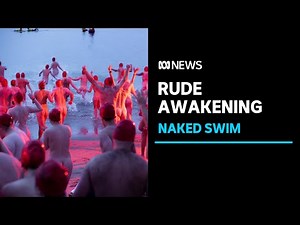 Thousands brave morning freeze to bare all at Dark Mofo nude swim | ABC News