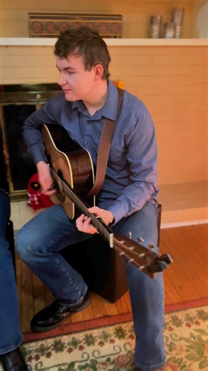 10K views · 202 reactions | We’re “Diggin’ Up Bones” with one of our favorite Randy Travis tunes! #countrymusic #randytravis #ClassicCountry #kentuckyjustus #digginupbones | Kentucky Just Us | Facebook