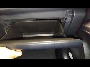 How to disassemble the glove compartment and the pollen filter of the Toyota RAV4 - Toyota Rav 4 (MK 4, Xa40)