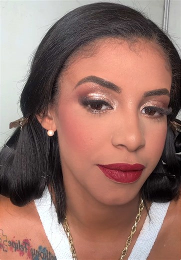 Julia Dançando no Rancho do Maia