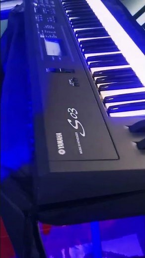 Yamaha Synthesizer