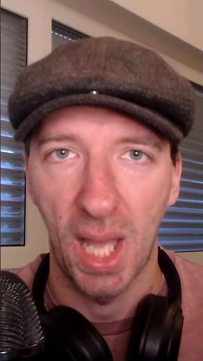 How to tell "laugh" and "smile" apart in German (must-know verbs)