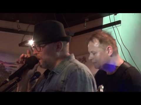 Bio Gasthof Bärenbrunnerhof bei Schindhard im Dahner Felsenland Live Musik mit "Hautnah" T4