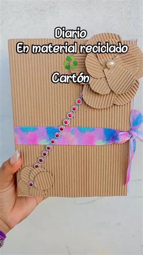 Manualidades Creativas con Material Reciclado