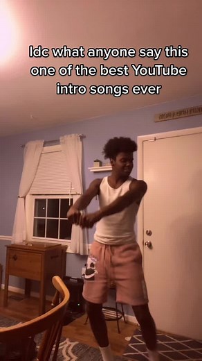 Chief Keef Lenarr Young Intro Song