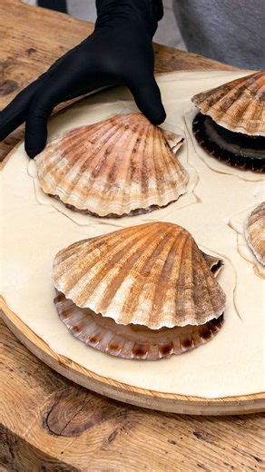 Chefclub | Coquilles St Jacques en persillade feuilletée ! Une délicieuse recette de Saint-Jacques 🤩 | Instagram