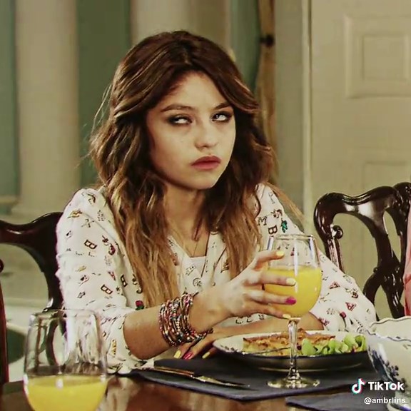 Soy Luna and Lutteo: A Captivating Edit