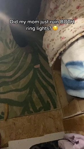 892K views · 6.6K reactions | Knowing how to do this saves me $$ #beautytips #moneysaving #hacks #tricks #momhacks #wiring #FYI #cheep #pennywise #smartphone | Love DeGoyette | Facebook