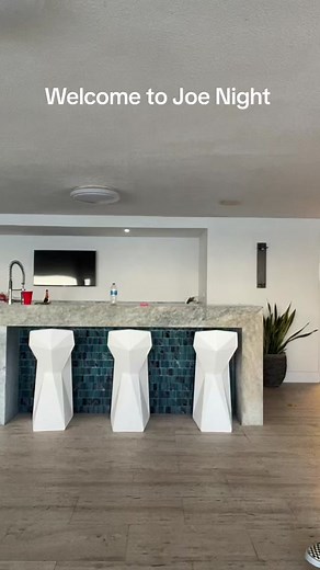 Francesca Mariano Wedding: Welcome to Joe Night