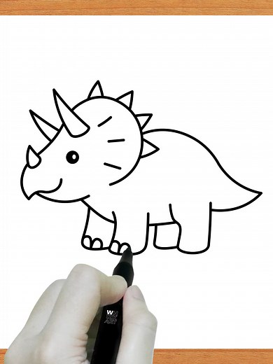 Cómo dibujar un Triceratops fácilmente