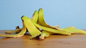 2.7K reactions · 3.6K shares | People around the world are eating banana peels — here's why you should too. | Business Insider | Facebook