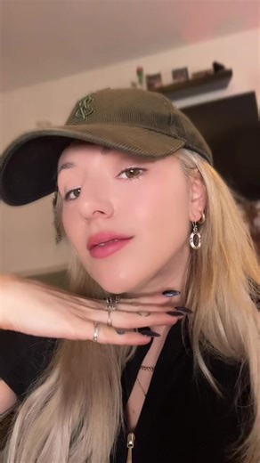 Jessie (@jessiegotmessy)’s videos with original sound - Jessie