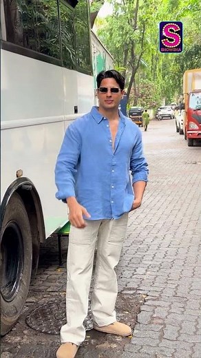 Dapper Alert! Sidharth Malhotra Spotted In Bandra | #shorts #bollywood | N18S