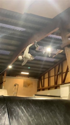 Lauric (@lauric_picard)’s videos with Michigan - Chavo