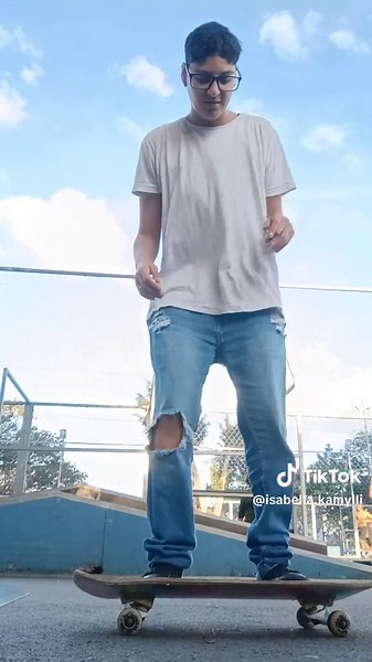 Os vídeos de MC Bella 🤭 (@isabella.kamylli) com som original - MC Bella 🤭