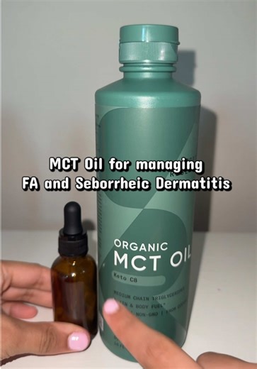 Sports Resesrch Organic MCT Oil with only keto c8! I’ve been using it on my face and my skin is no longer red, itchy, or inflamed ✨ love it in my coffee as well! #sportsresearch #mctoil #dermatitis #c8mctoil #skincaregem
