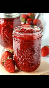 🍓 Strawberry Freezer Jam Ingredients: 5 cups chopped strawberries — fresh, ripe berries give the fullest flavor ¼ cup lemon juice 6 tablespoons Sure-Jell pectin 3 cups sugar — adjust to suit your sweetness preference Instructions: Prep the Berries Hull and chop the strawberries into small pieces, then place them in a large 8-quart saucepan. Use a biscuit cutter or potato masher to break them down further—you want them crushed, but not puréed. Cook the Base Stir in the lemon juice and set the pa