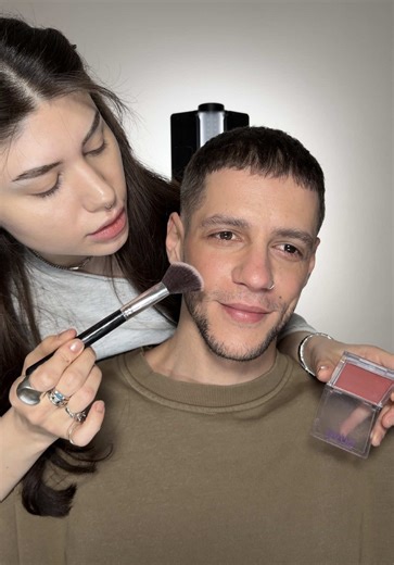 Minimal Makyaj Uygulaması: Herkes İçin