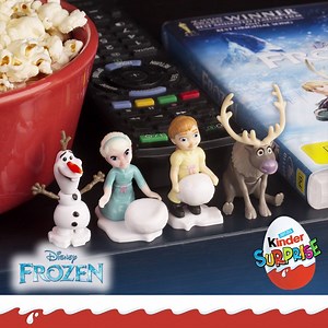Movie nights with your kids are the best, especially when you’re watching your favourite movie! How many times have you seen Frozen? | Kinder