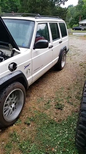 #xj #turbo #boosted #jeep # cherokee # turbo4.0 #car #turboxj #turbojeep #shitbox
