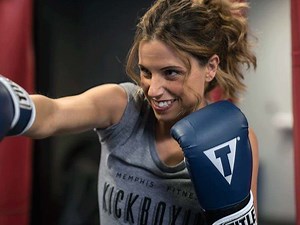 Kickboxing Classes Near Me in Phoenix | Valley Fitness Kickboxing
