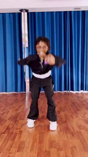 Abigail_Dromo on TikTok