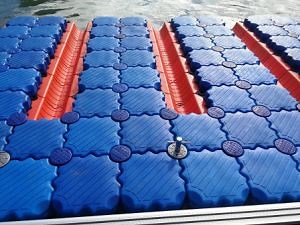 [Hot Item] Plastic Pontoon Plastic Modularl Float Floating Platform for Jet Ski