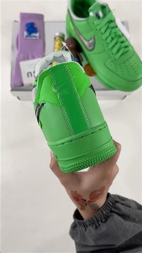 Examine every detail #nikes #nikeairforce1 #green #offwhite #af1